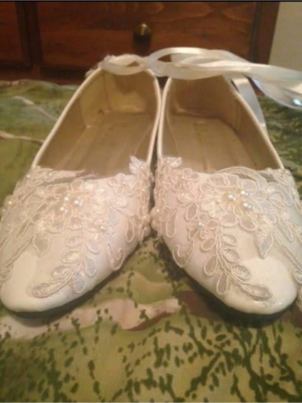 Bridal Lace Applique Ribbon Tie Flats - Ivory